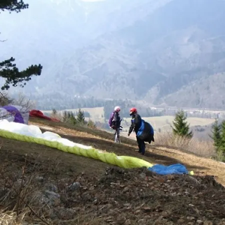 弗尼维亚旅馆 3* 萨彻勒